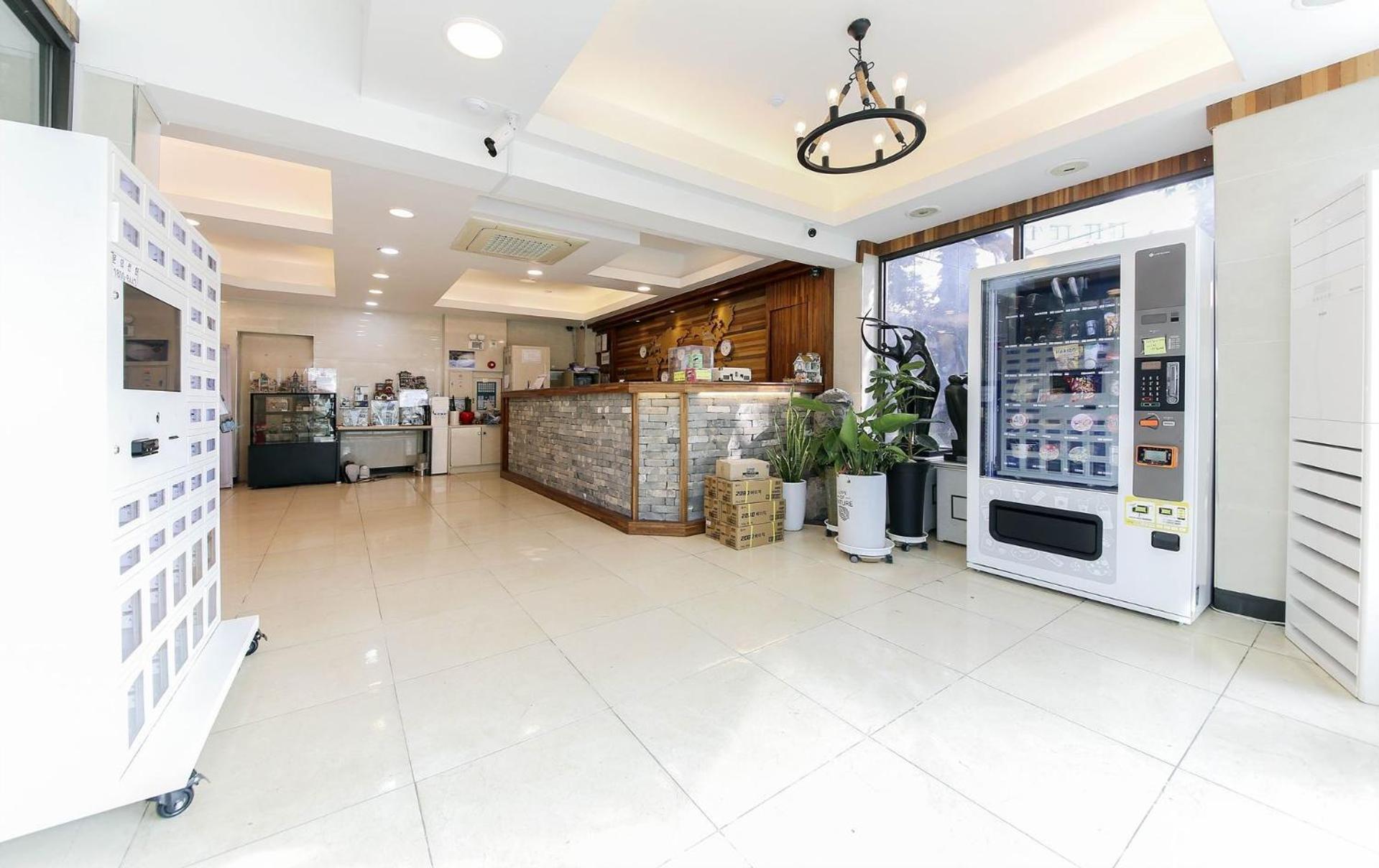 Joy Hotel Jeju Exterior photo